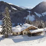 Sanna Hinterlengau