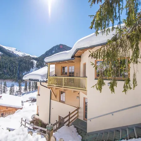 Sanna Hinterlengau Apartamento